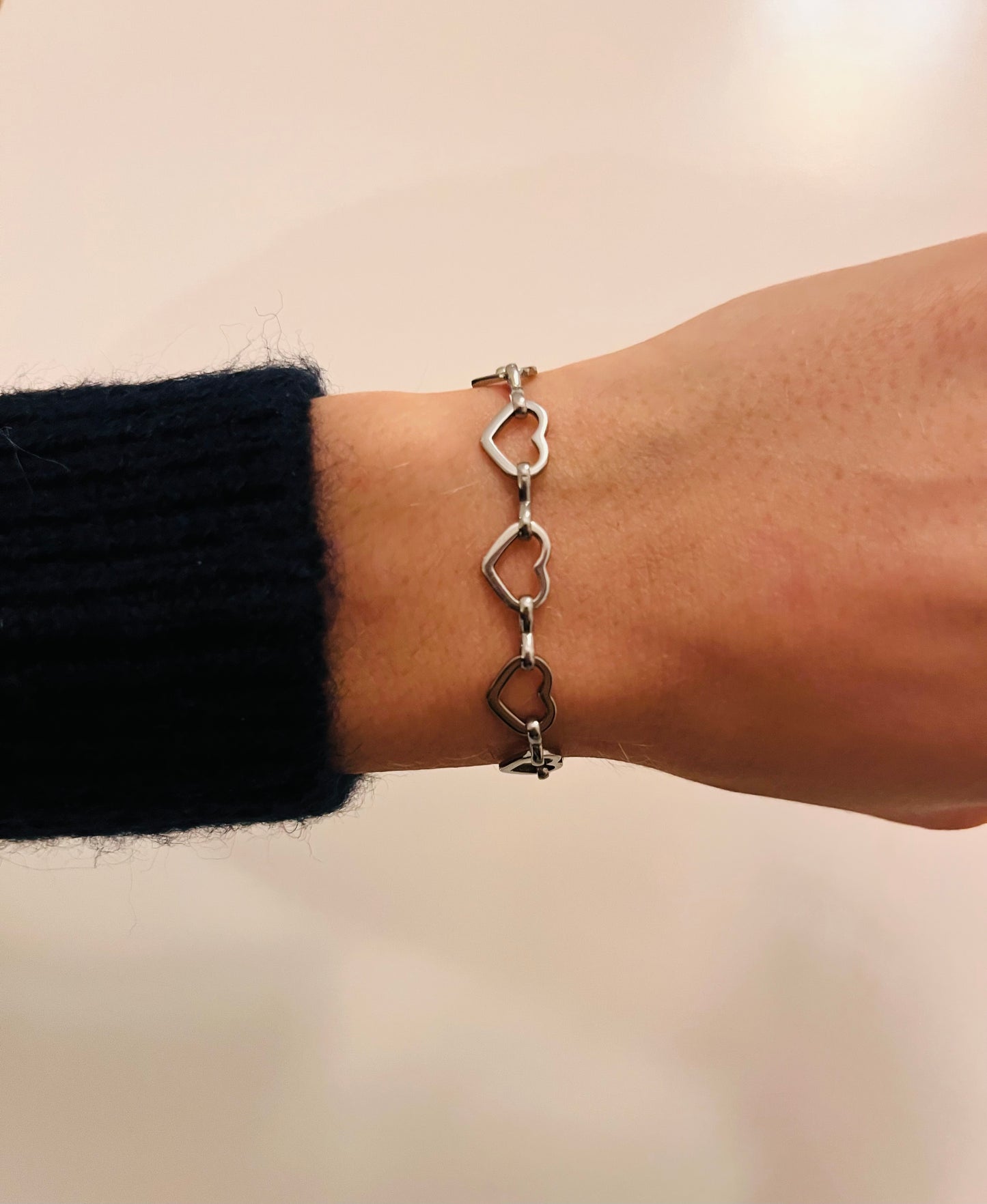 Silver Heart Bracelet 🎱🩶