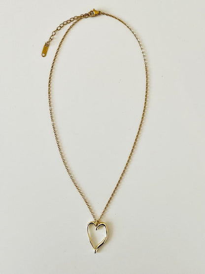 The Scarlett Necklace