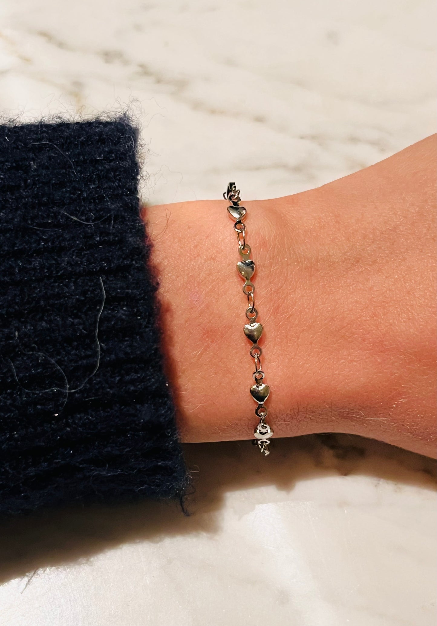 Silver Heart Bracelet 🩶