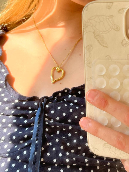 The Scarlett Necklace